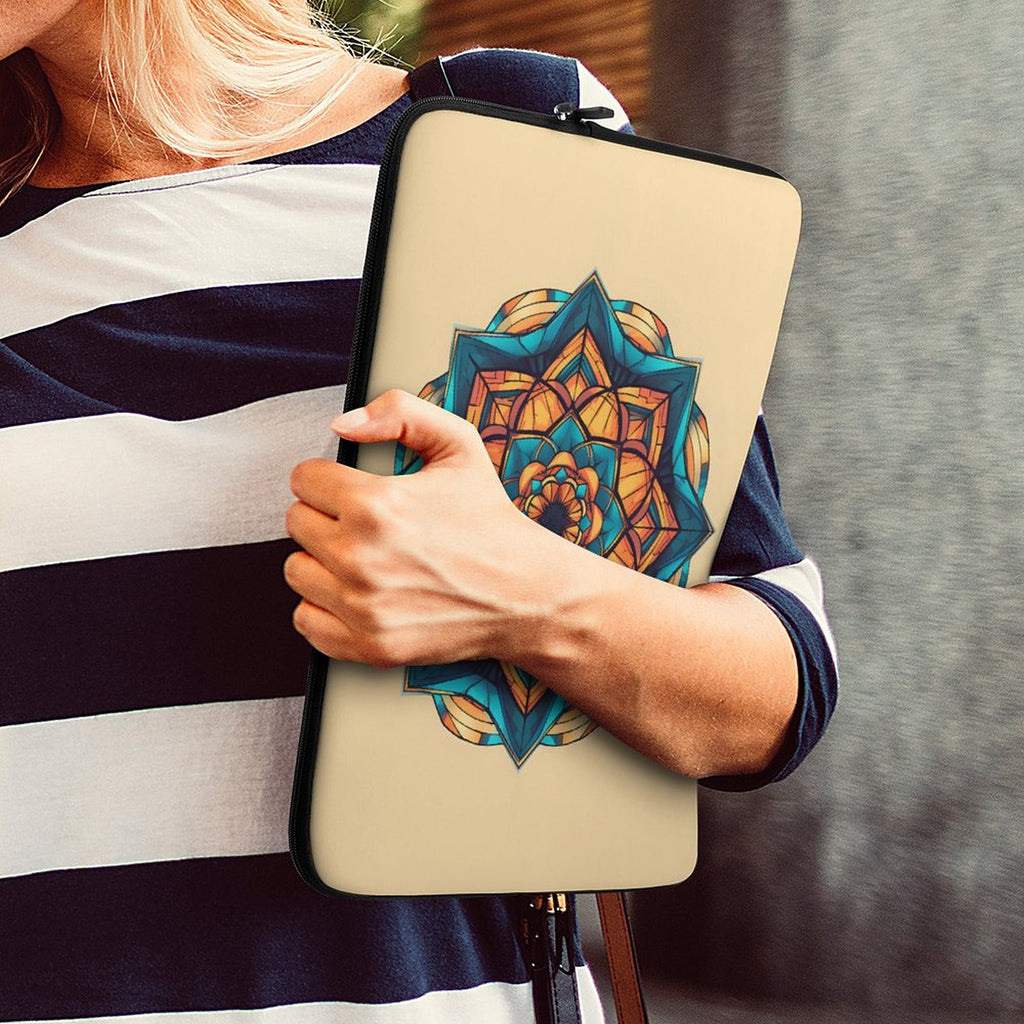 Funda geométrica para portátil
